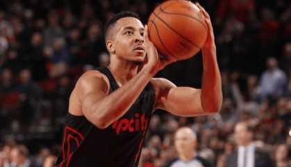 开云体育平台APP-福建队鏖战猛龙，麦科勒姆高光表现