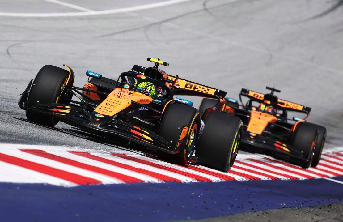 雷诺车队险胜迈凯伦，汉密尔顿状态火热