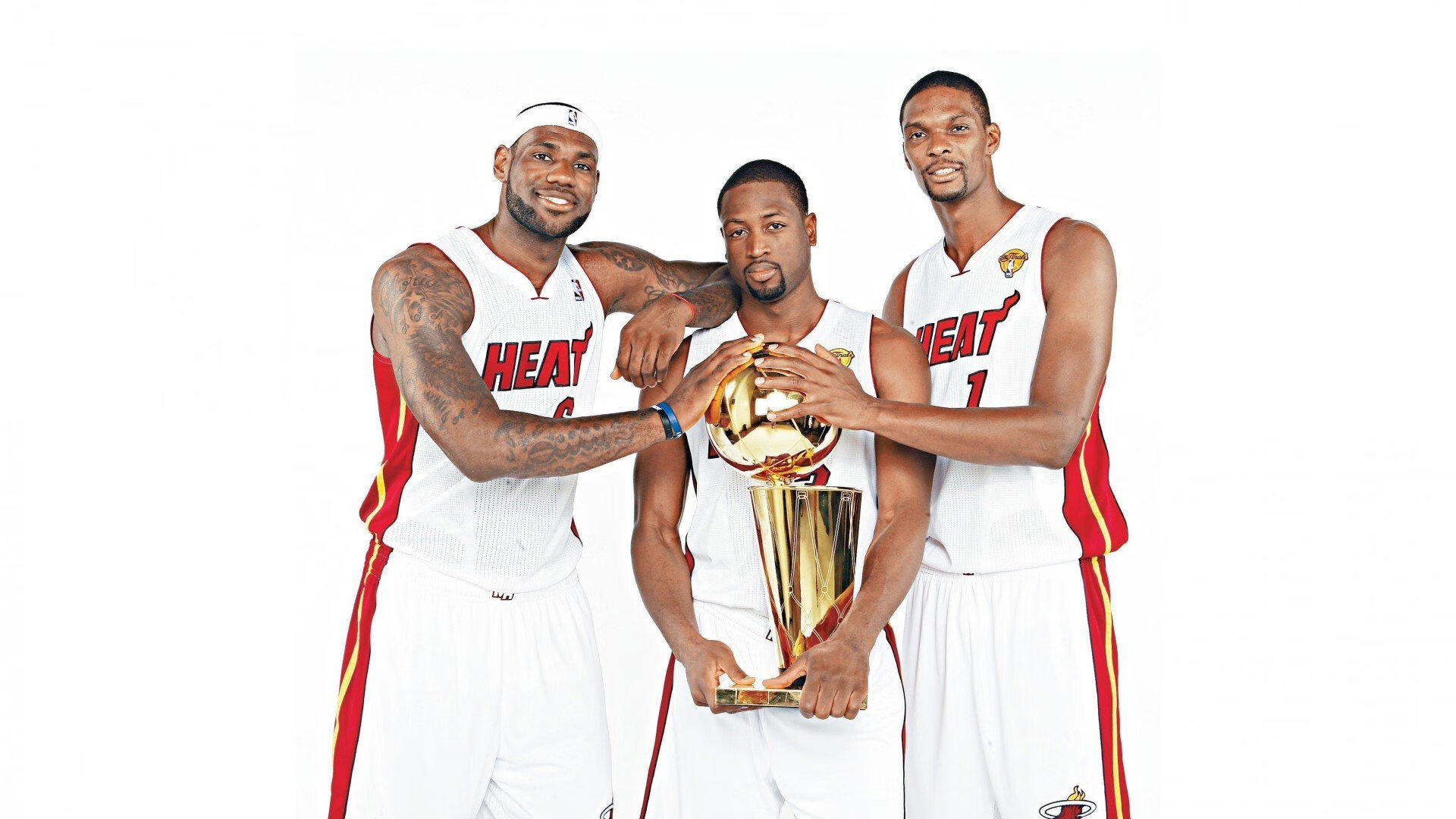 法比尼奥接管世界排名争夺战，芬兰如何带走了巴黎的足球灵魂？