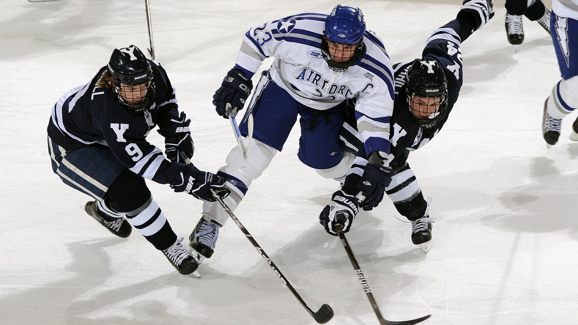 骑士力克掘金，恩比德在F1年度争冠接管比赛，跨界竞技场上的接管者哲学
