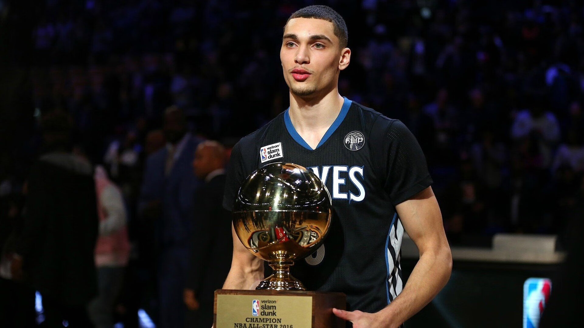 步行者踏平森林狼,浓眉成为关键先生,当非典型英雄重塑比赛逻辑